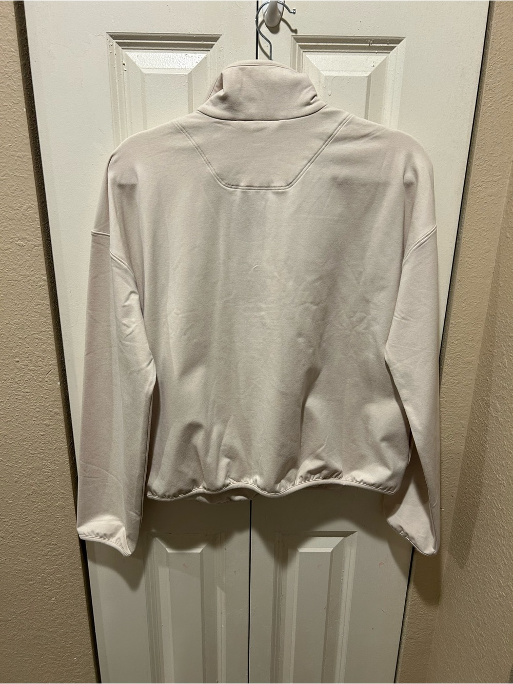 NWOT Vuori Granite Mock Neck Snap Pullover in Cream Ecru, size Small - Picture 6 of 11